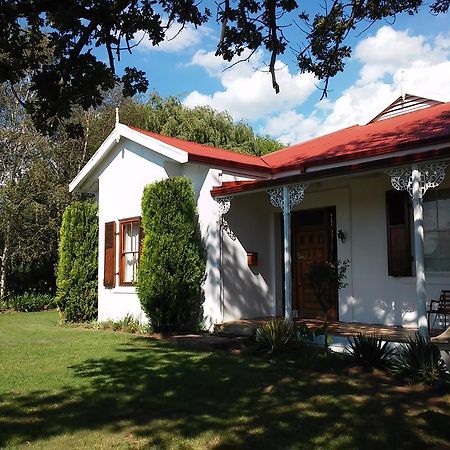 Toad Hall Guest House Wakkerstroom Exterior photo