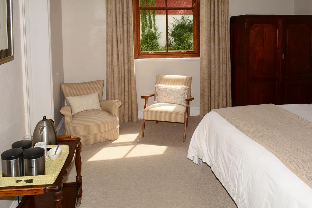Toad Hall Guest House Wakkerstroom Exterior photo