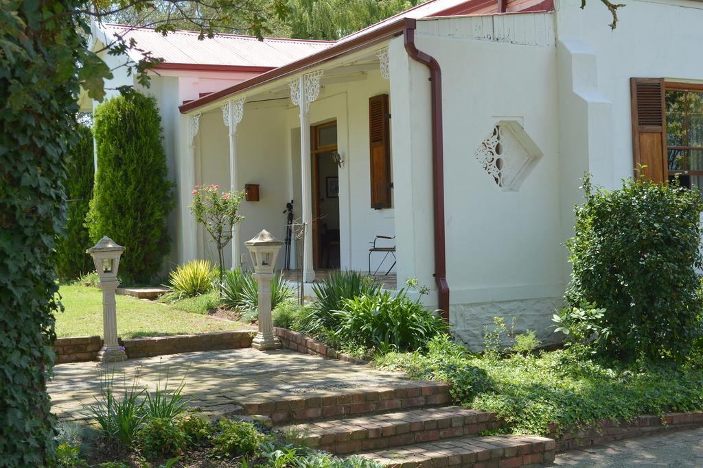 Toad Hall Guest House Wakkerstroom Exterior photo