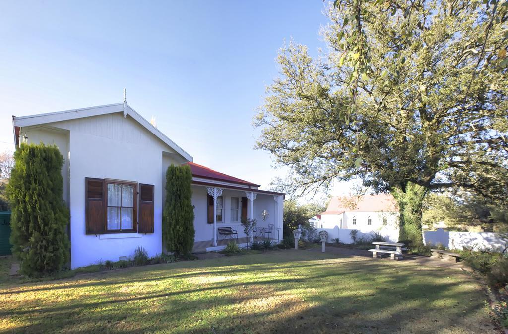 Toad Hall Guest House Wakkerstroom Exterior photo